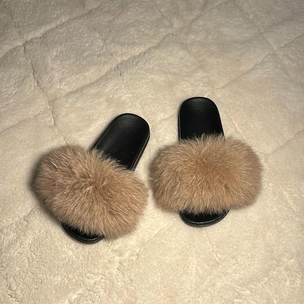 Black & Tan Slides